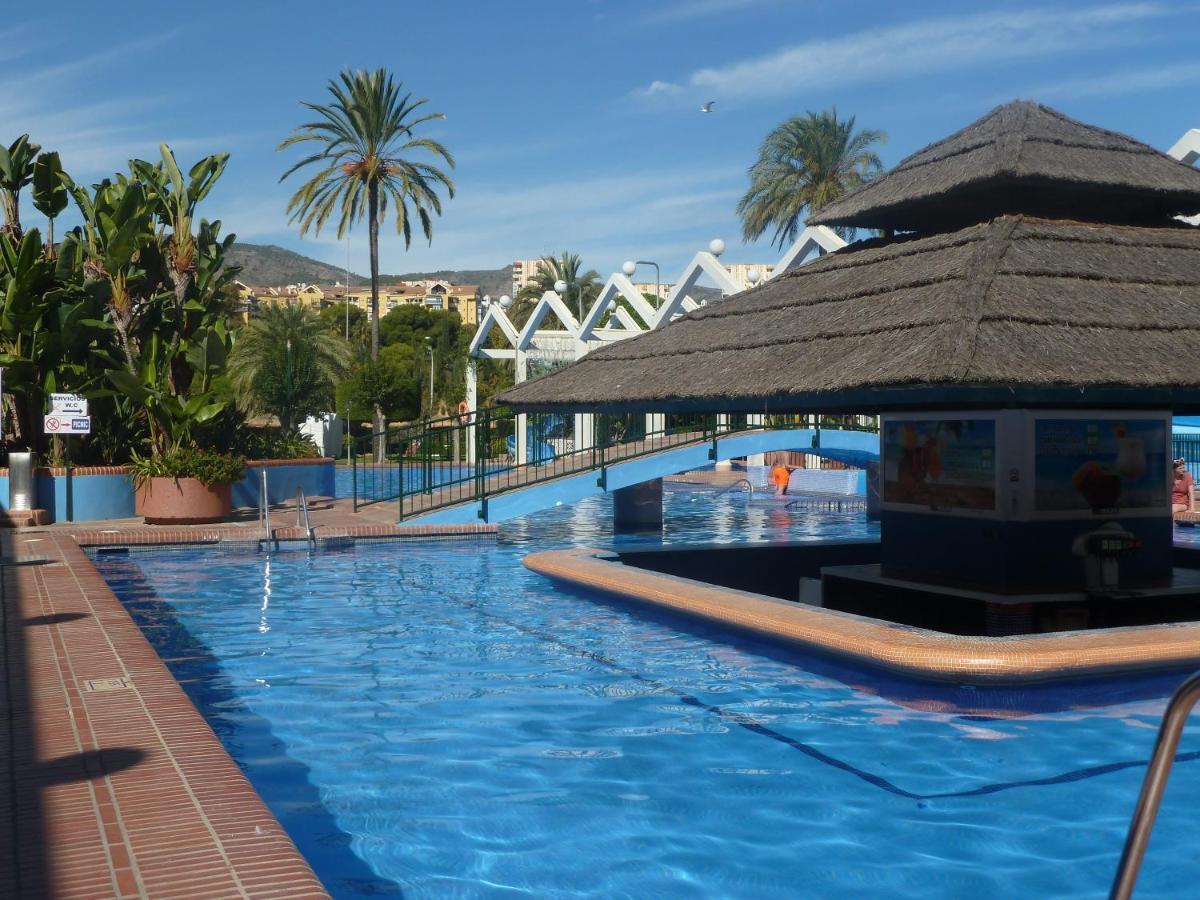 Benalmadena Benalbeach Parking Privado Exteriör bild