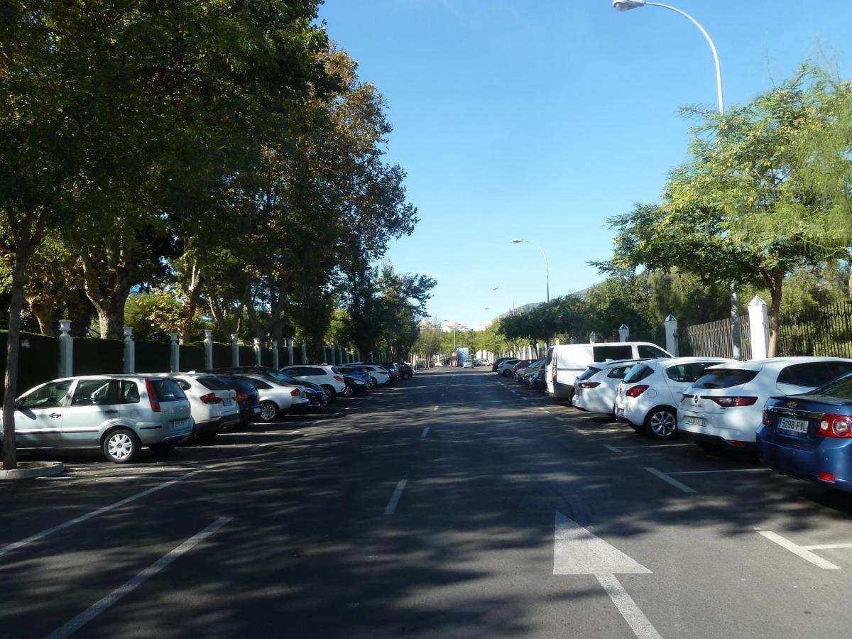 Benalmadena Benalbeach Parking Privado Exteriör bild